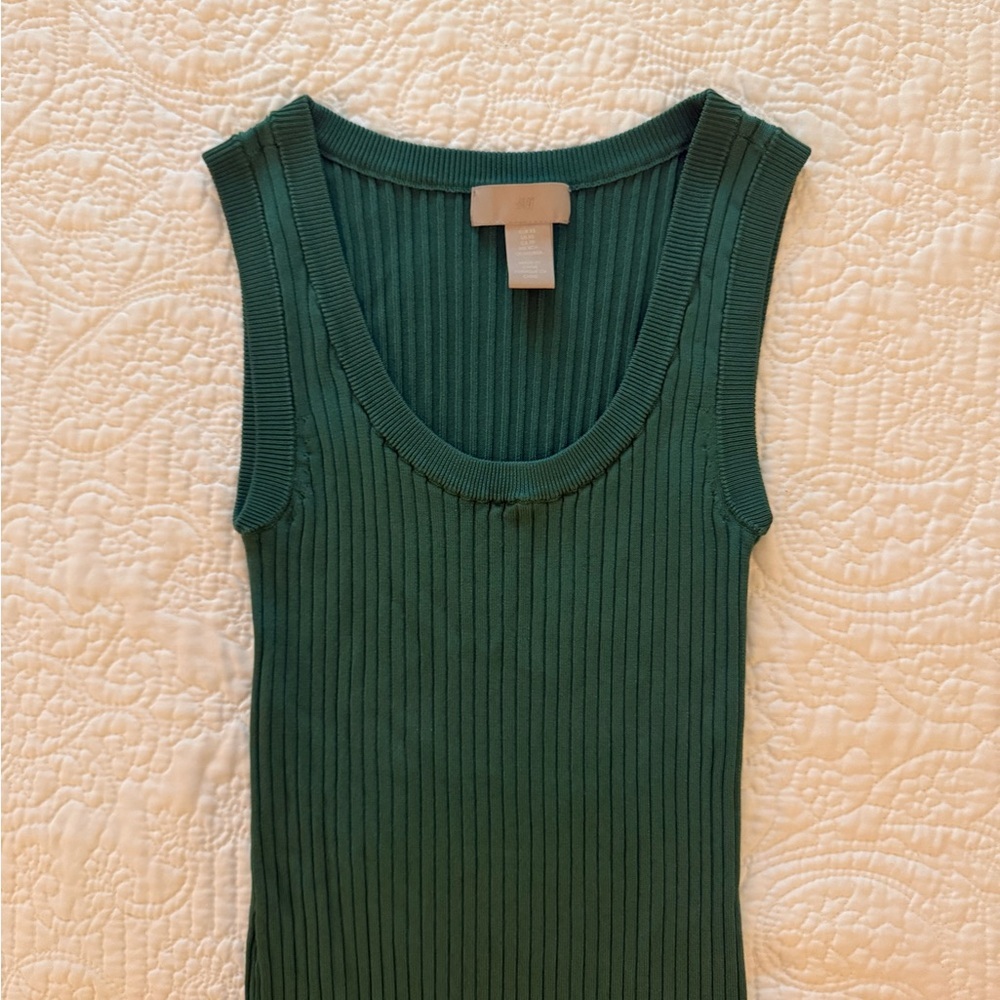 H&M Green Ribbed Dress
